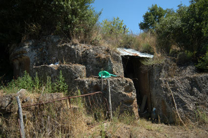 Un tumulo del VI secolo a.C. adibito a magazzino Un tumulo del VI secolo a.C. adibito a magazzino