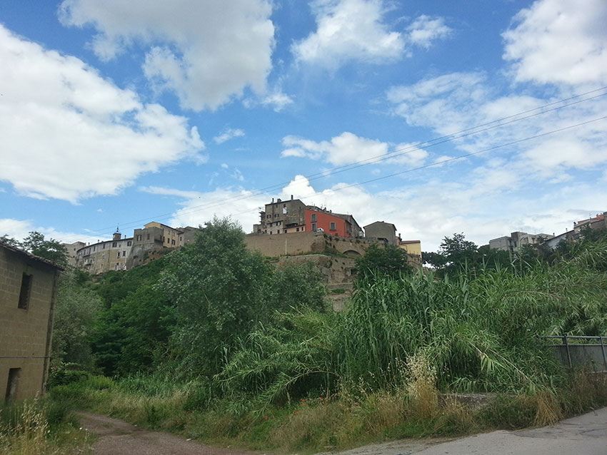 La casa rossa sulla Rocca La casa rossa sulla Rocca