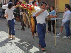 Sfilano i pescatori