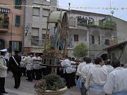 I portantini affrontano Via della Chiesa
