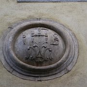 Stemma in Via XXIV maggio