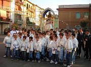 I miniportantini indossano una veste identica a quella dei portantini 'grandi'