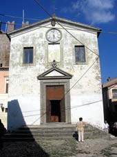 La facciata della Chiesa del SS nome di Ges�