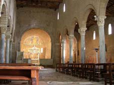 La navata centrale della Basilica