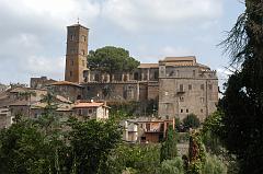 Scorcio di Sutri con la Cattedrale