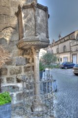 Scorcio della piazza