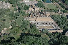 Edificio con criptoportico e peschiera